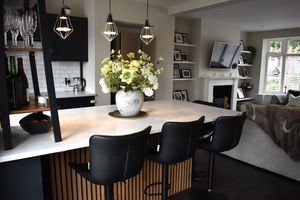 Kitchen- click for photo gallery